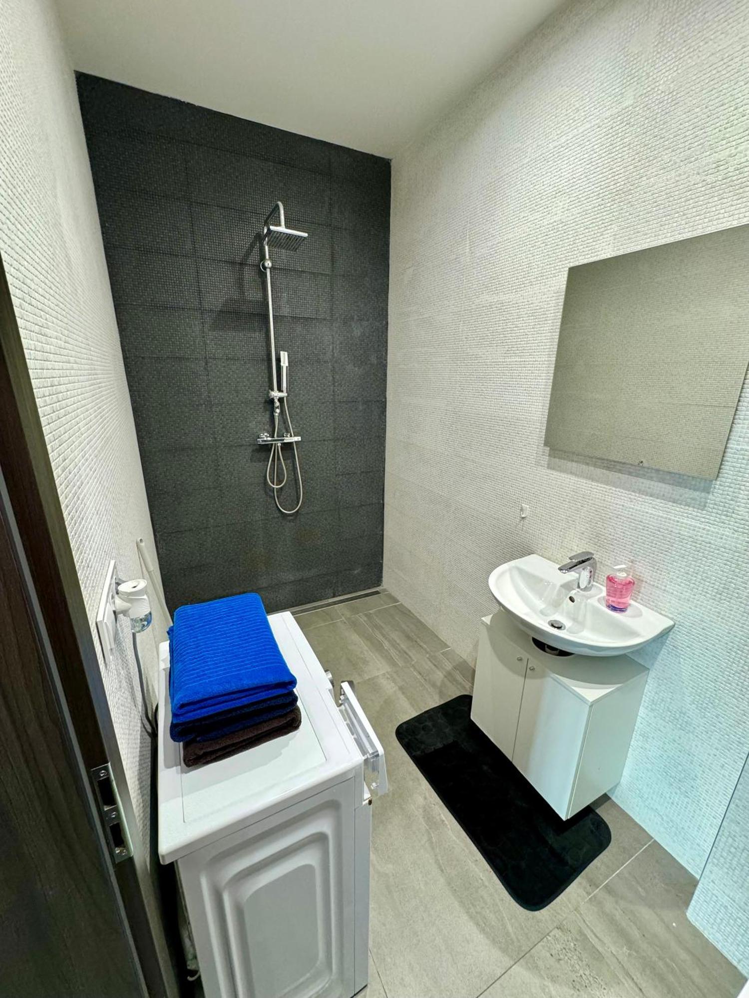 Byt Apartman 2Rooms 76M2 All New Praga Exterior foto